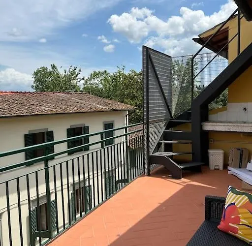 Terrace View Attic Apartment Florence